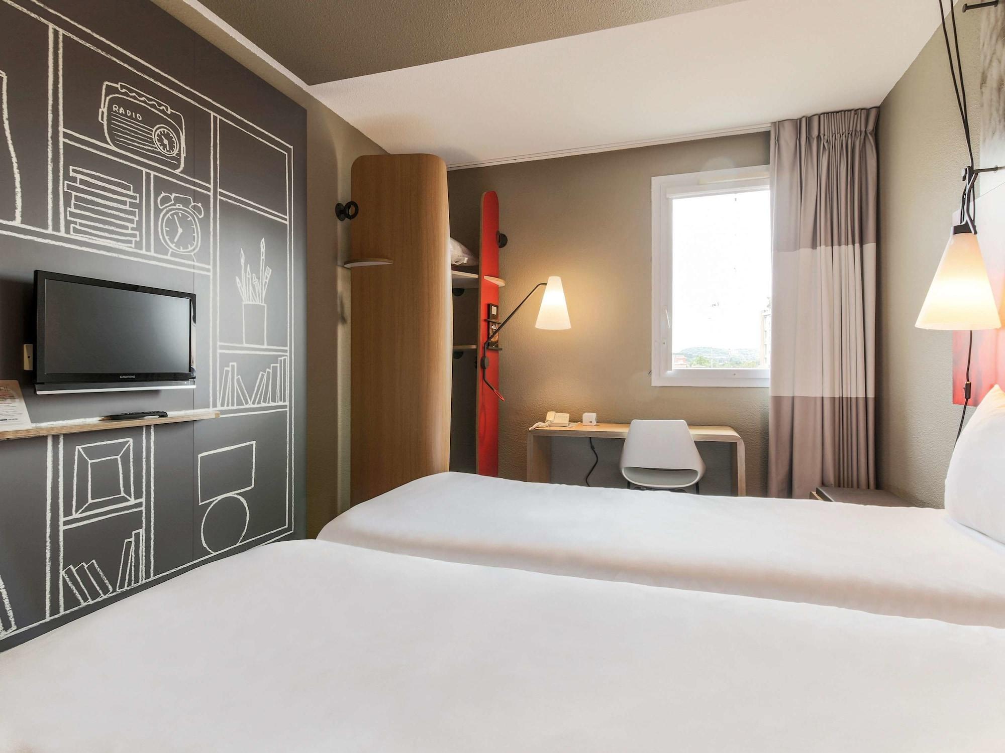 Ibis Albi Hotel Bagian luar foto