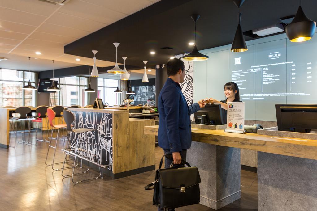 Ibis Albi Hotel Bagian luar foto