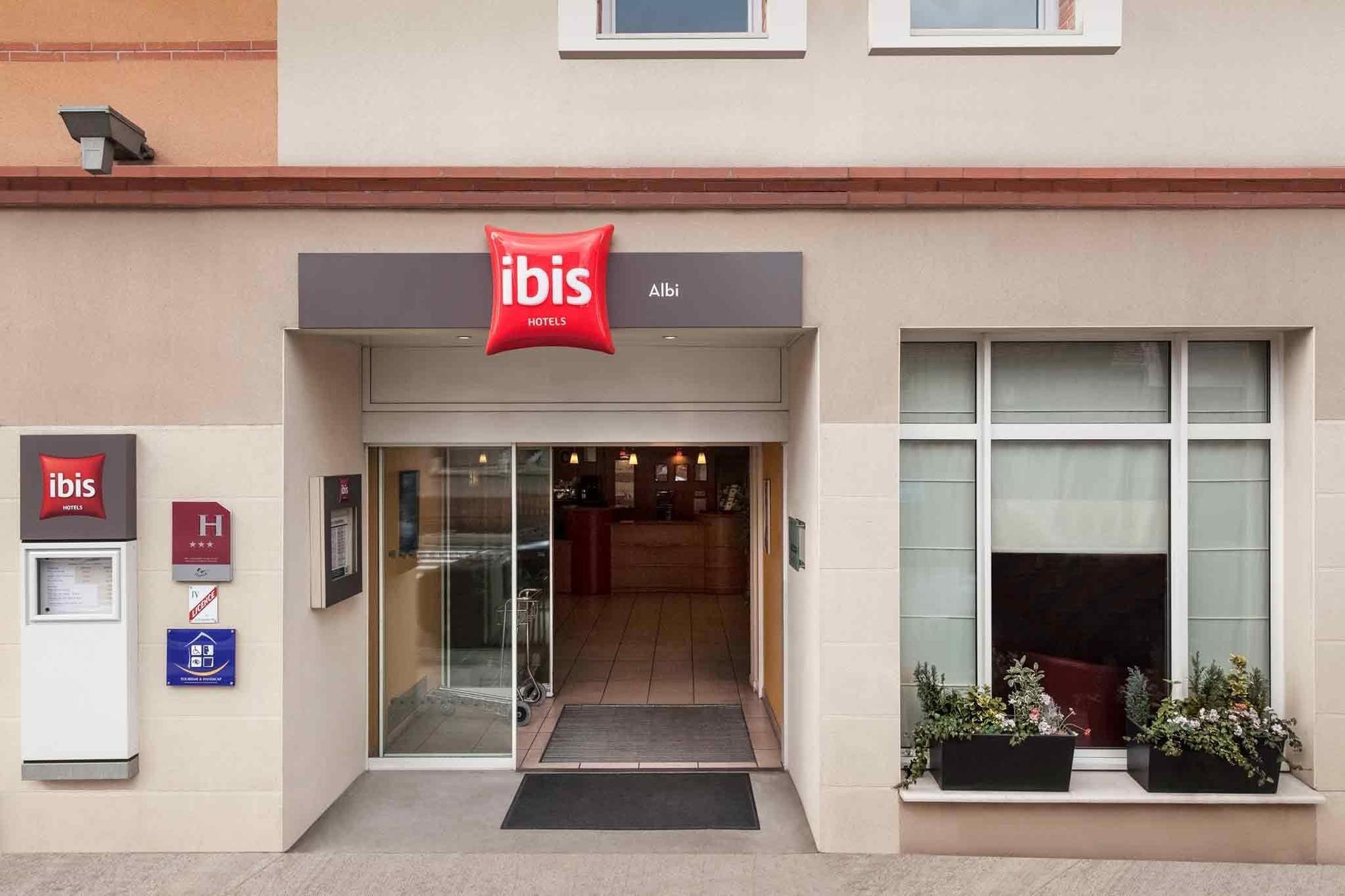 Ibis Albi Hotel Bagian luar foto