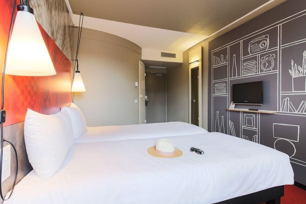 Ibis Albi Hotel Bagian luar foto